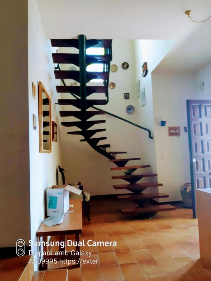 Вилла Casa Unifamiliar En Калафелл Экстерьер фото